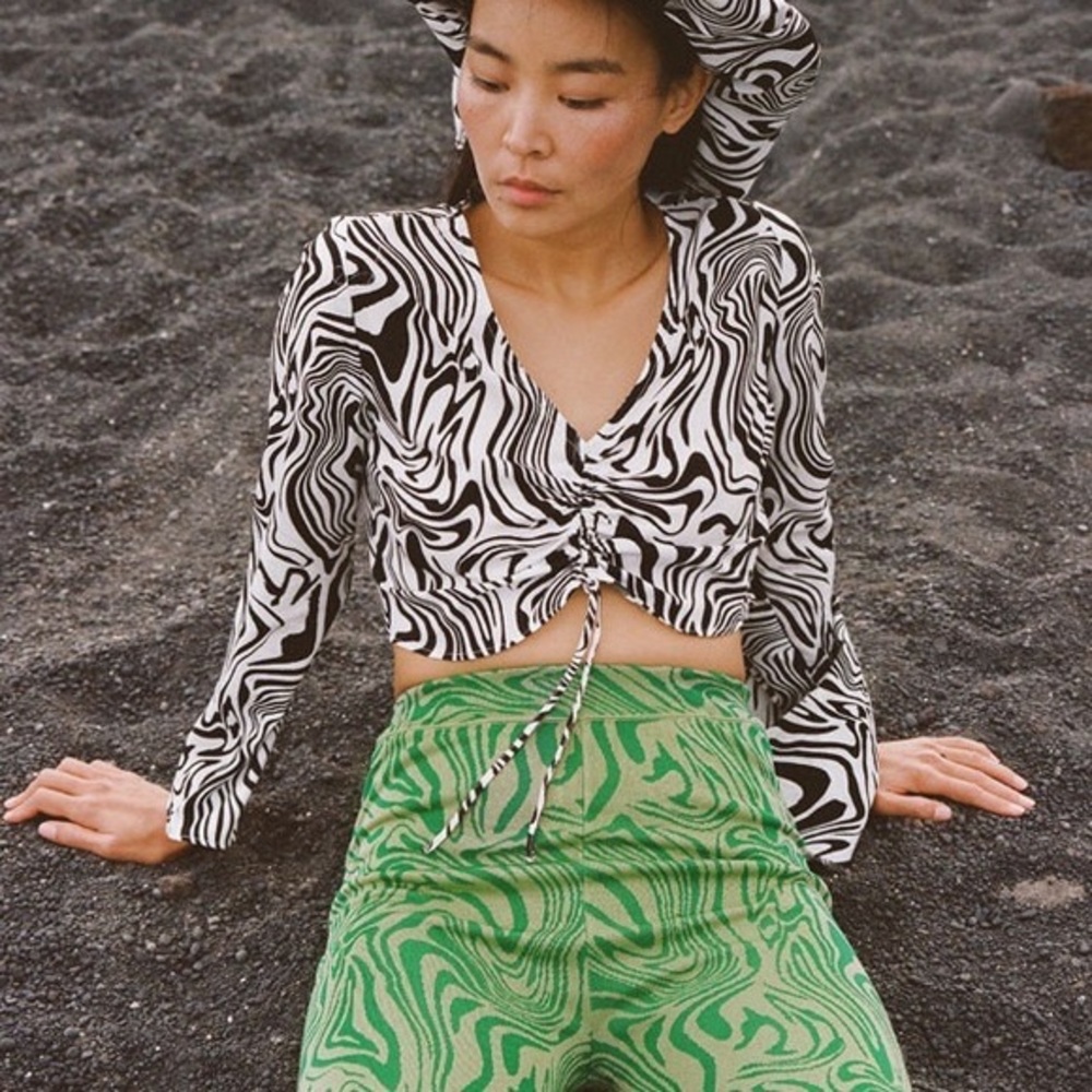 Paloma Wool Lera swirl crop top